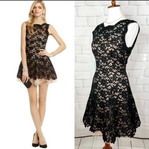 LIKE NEW nha khanh
Noir Timeless Love Dress
V-Day PERFECT!